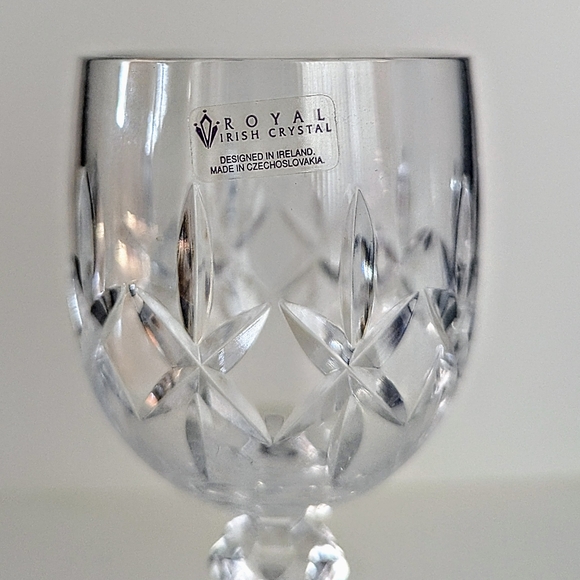 ROYAL IRISH Crystal - 6 Oz Wine Glass - Set Of 4 - Picture 7 of 8